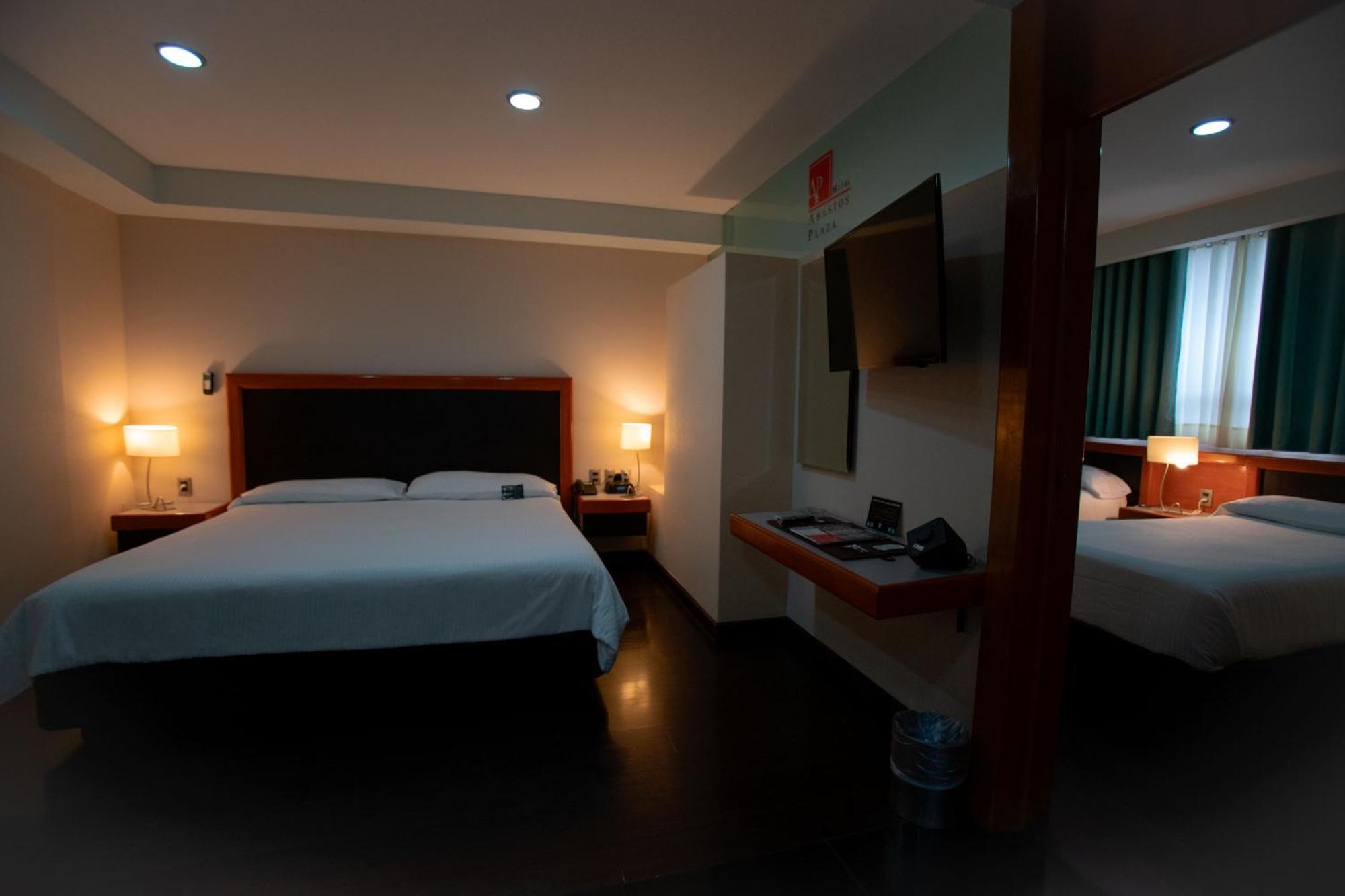 Hotel Abastos Plaza Meksika Dış mekan fotoğraf