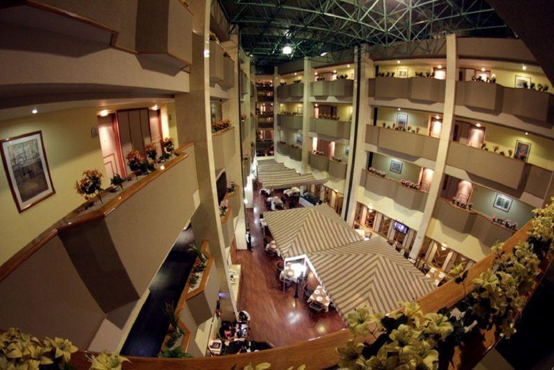 Hotel Abastos Plaza Meksika Dış mekan fotoğraf