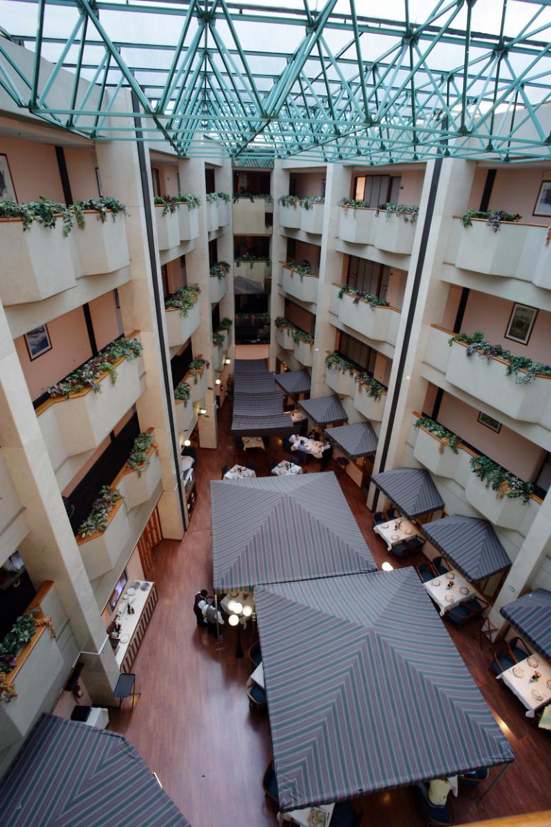 Hotel Abastos Plaza Meksika Dış mekan fotoğraf