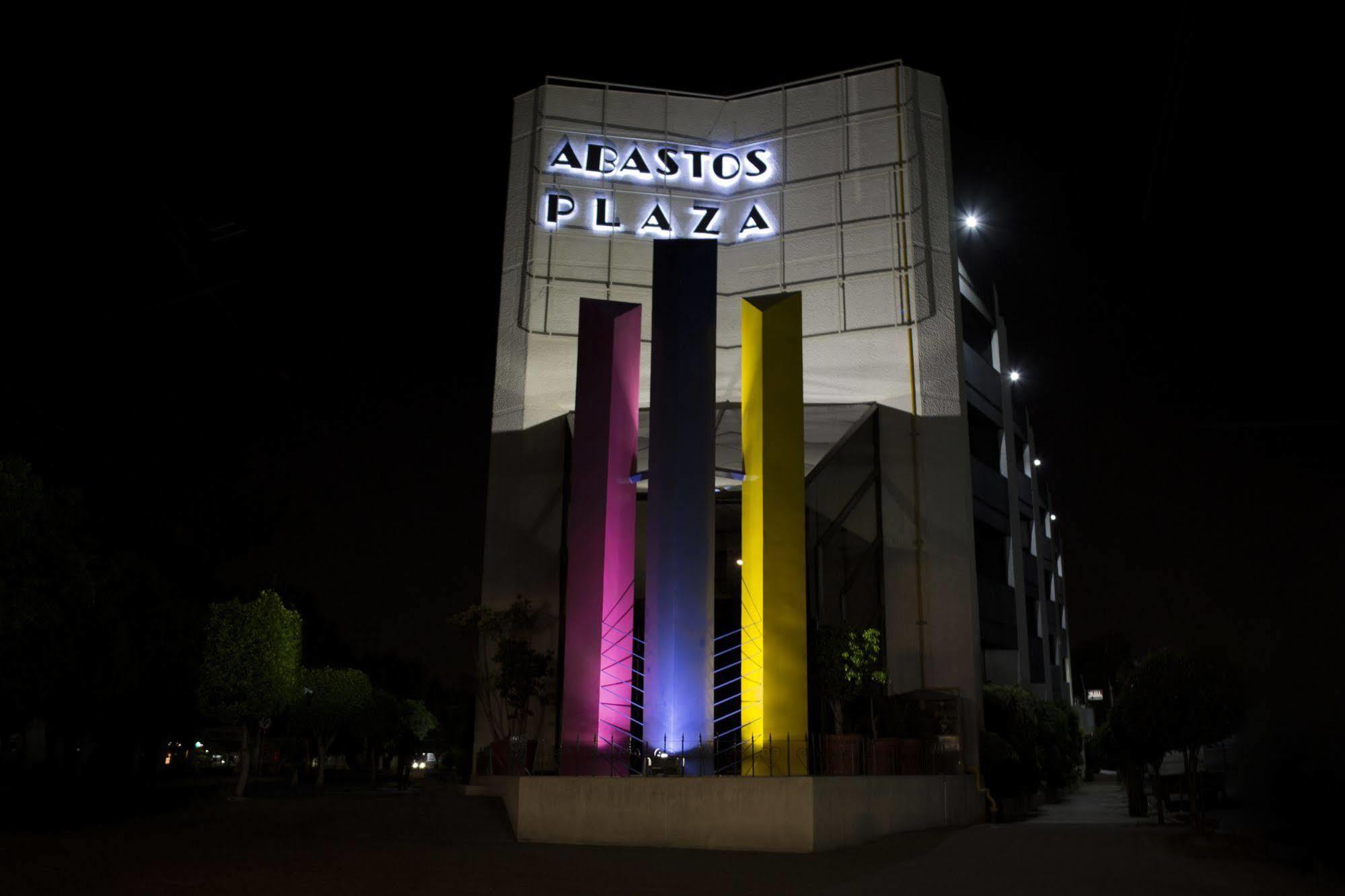 Hotel Abastos Plaza Meksika Dış mekan fotoğraf
