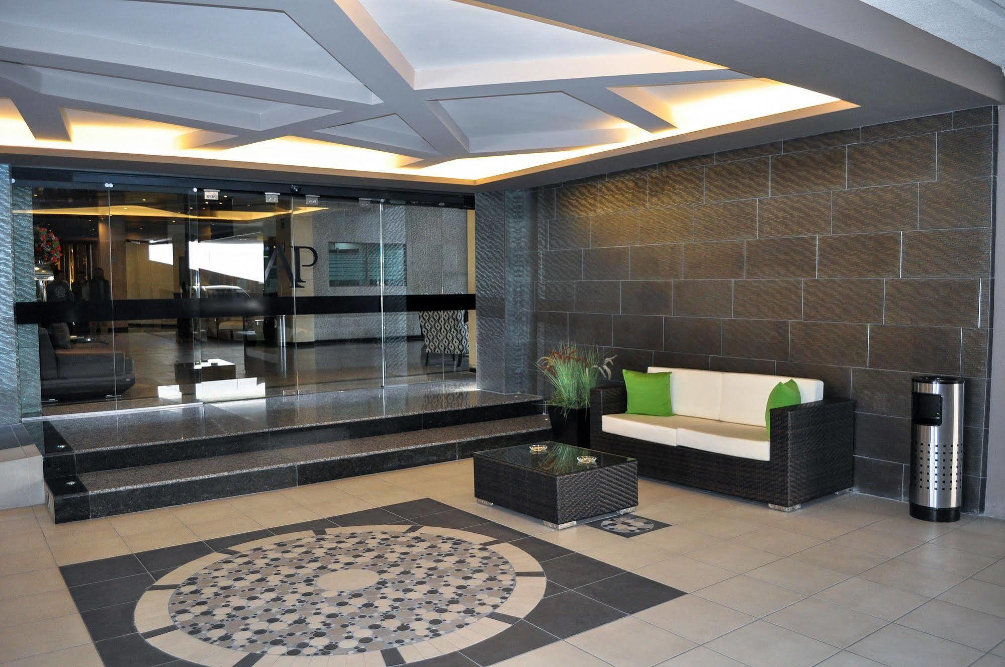 Hotel Abastos Plaza Meksika Dış mekan fotoğraf